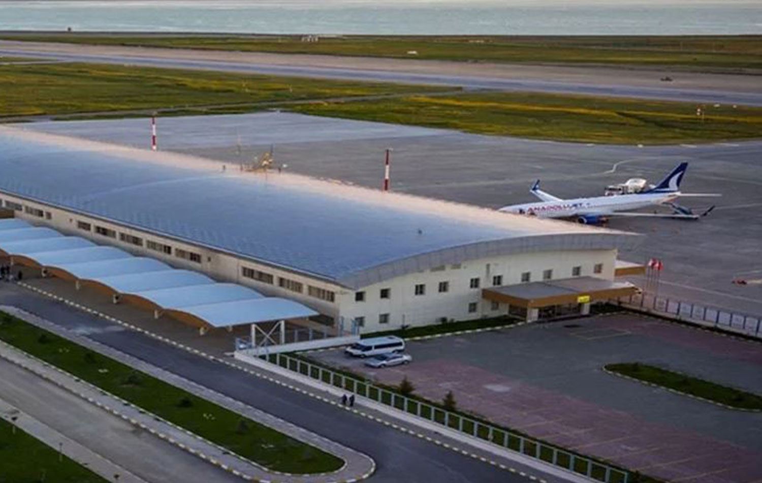 Bakan Uraloğlu açıkladı: Van Ferit Melen Havalimanı kapanacak mı?