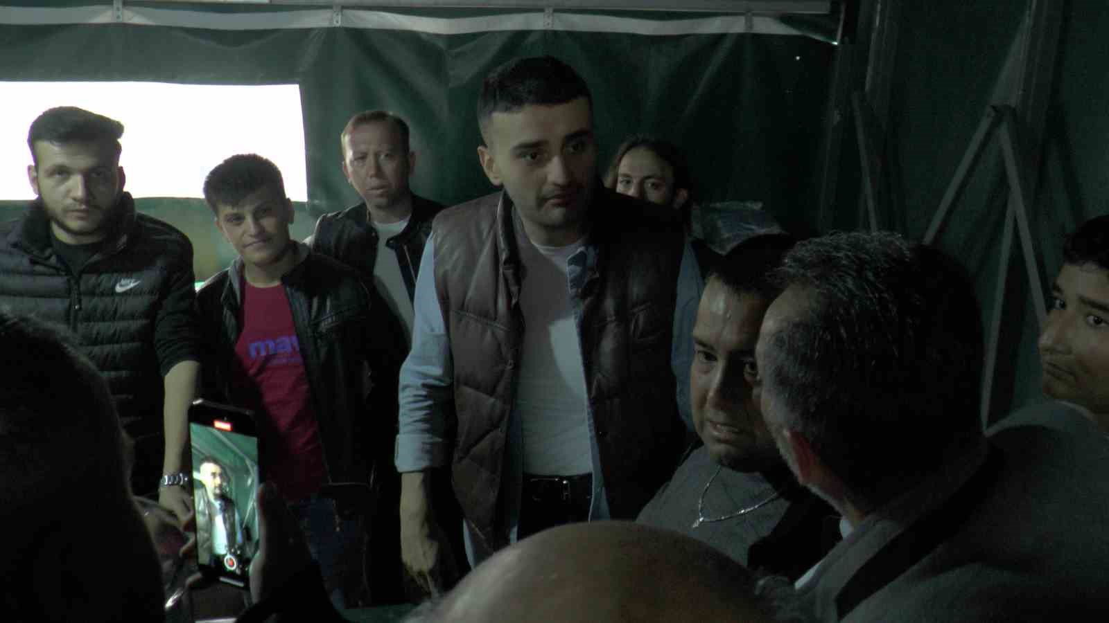 CZN Burak, Kayserili fenomenin taziyesine katıldı