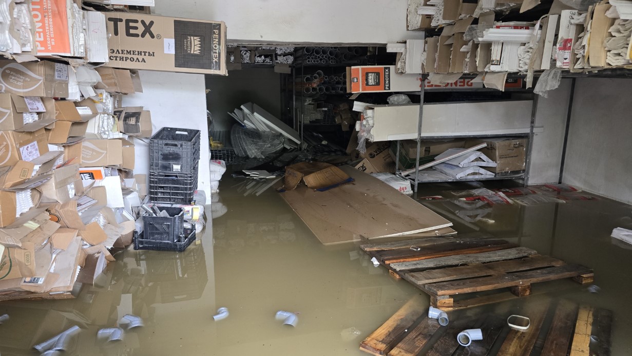 Gürcistan’da sel: Hayat felç oldu