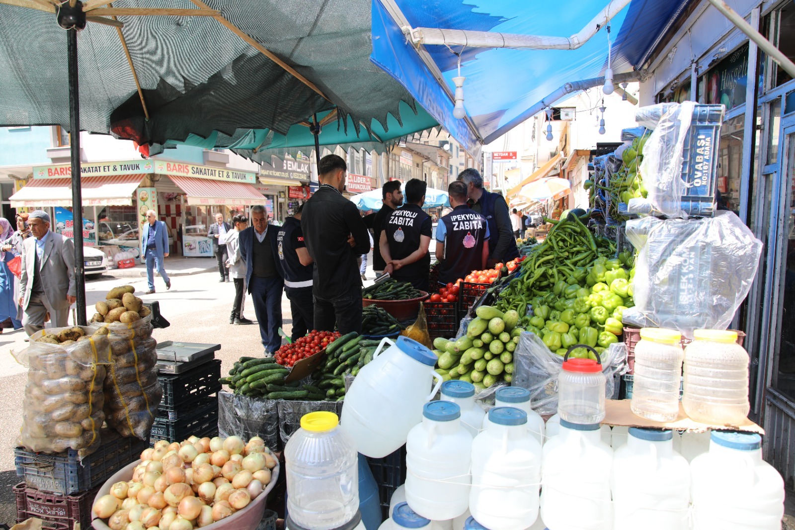 İpekyolu Belediyesi zabıtasından denetim!