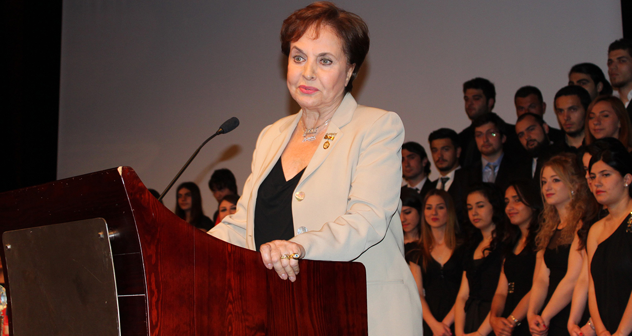 Tiyatro ve sinema oyuncusu Ayten Gökçer hayatını kaybetti