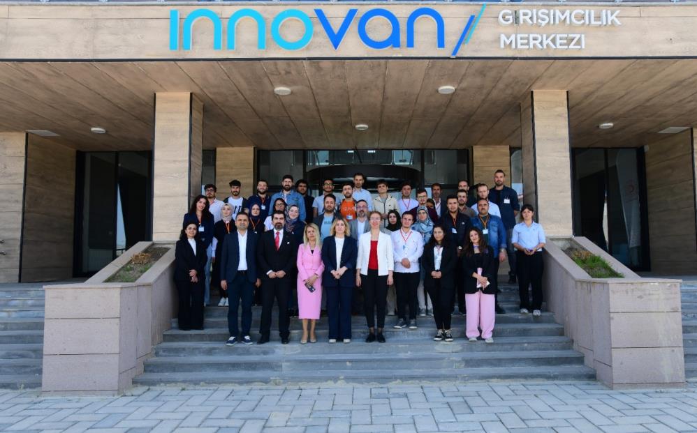  Van YYÜ’de ‘İnnovan Fikir Maratonu’ düzenlendi