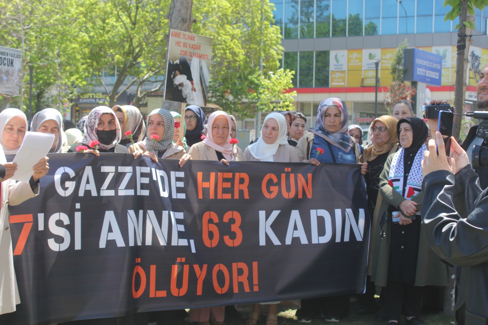 Vanlı annelerden Filistinli annelere destek