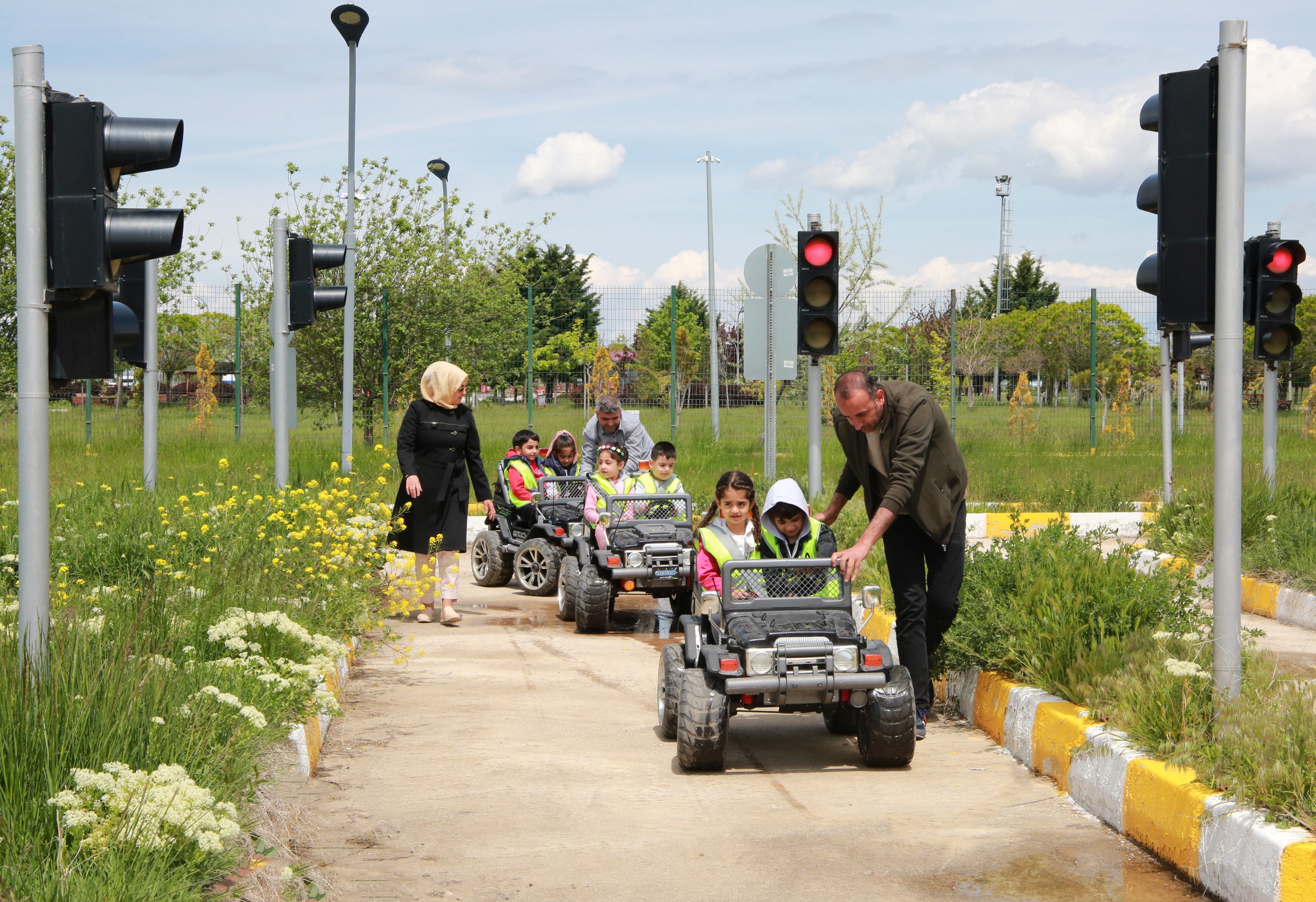 Van’da çocuklara trafik eğitimi verildi