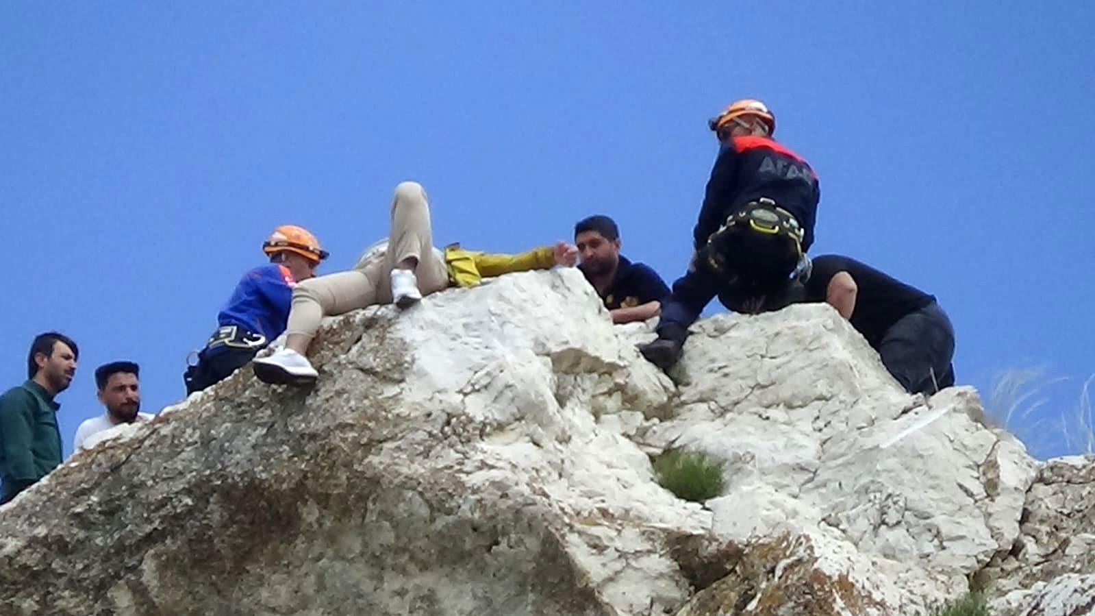 Van’da intihar girişiminde bulunan genç baygınlık geçirdi