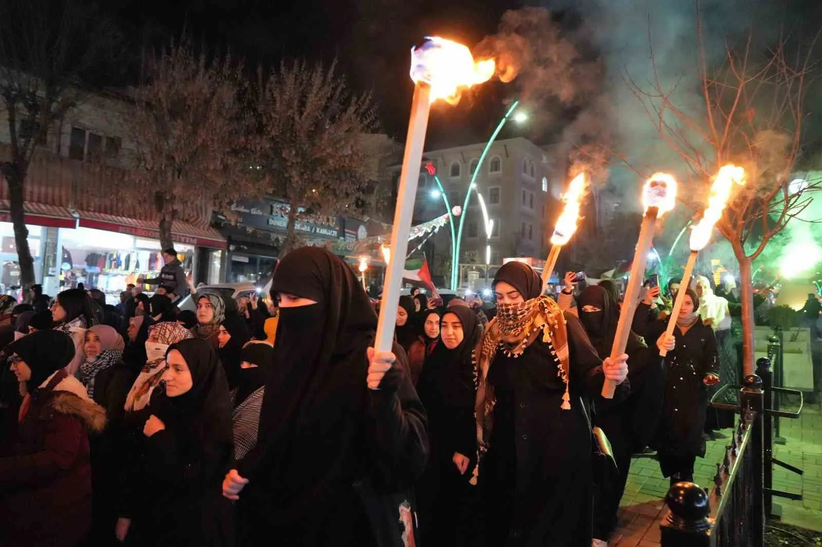 Van’da meşaleli yürüyüş yapılacak!