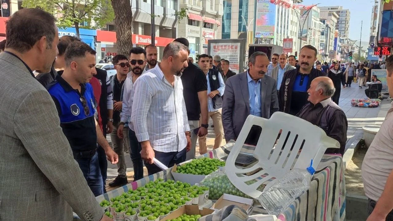 Van’daki seyyar satıcı devri bitiyor mu? Belediyeden açıklama geldi