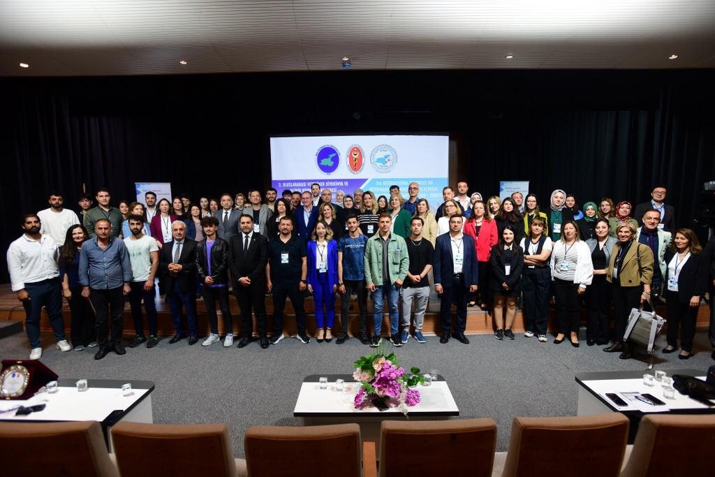 ​ YYÜ’de Uluslararası Veteriner Biyokimya ve Klinik Biyokimya Kongresi yapıldı