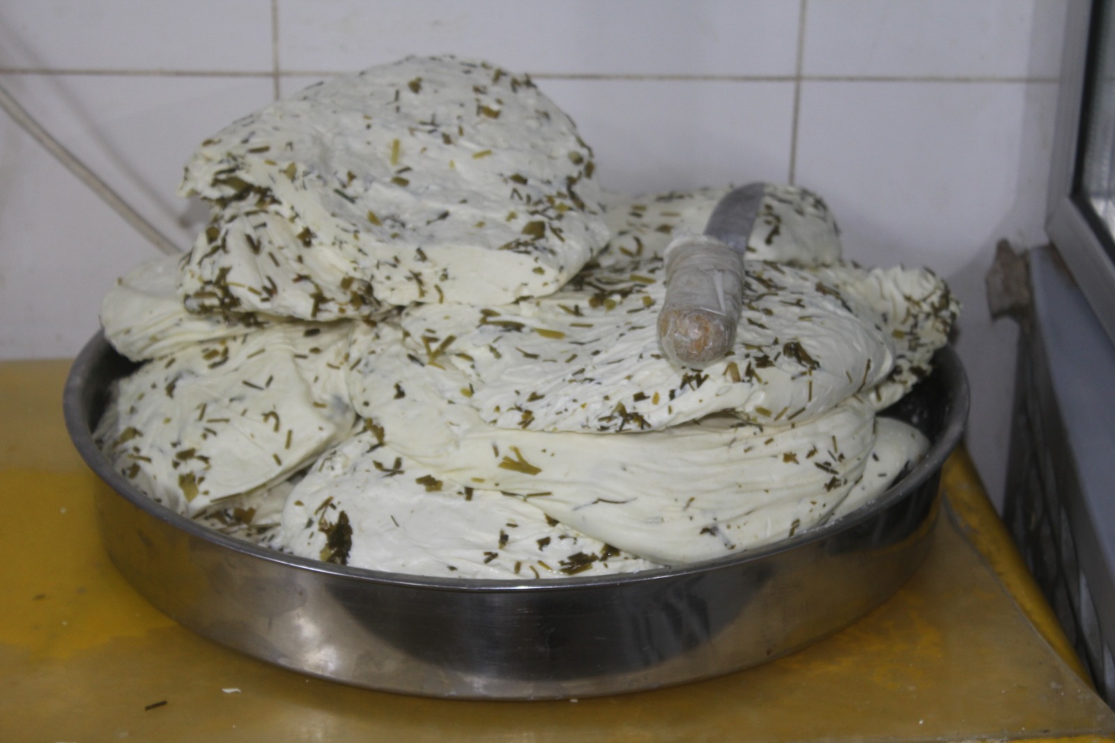 Yeni sezon Van Otlu Peyniri pazardaki yerini aldı! İşte bu yılki fiyatı…