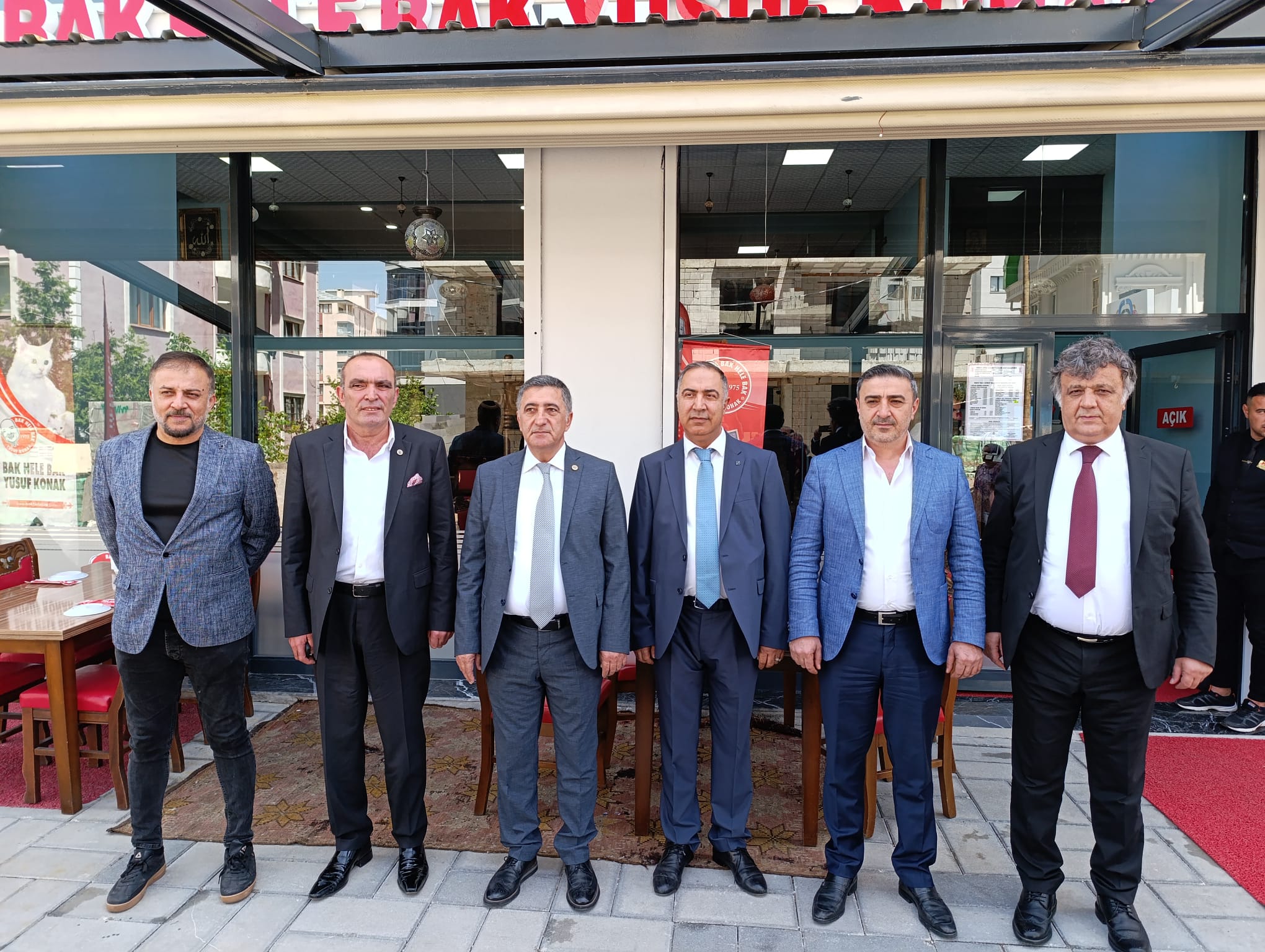 Van Vakfı Van’da basınla bir araya geldi