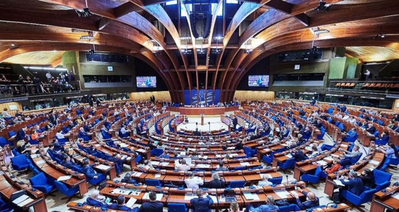 AB çalışanları İsrail’in Gazze’ye yönelik saldırılarını protesto etti