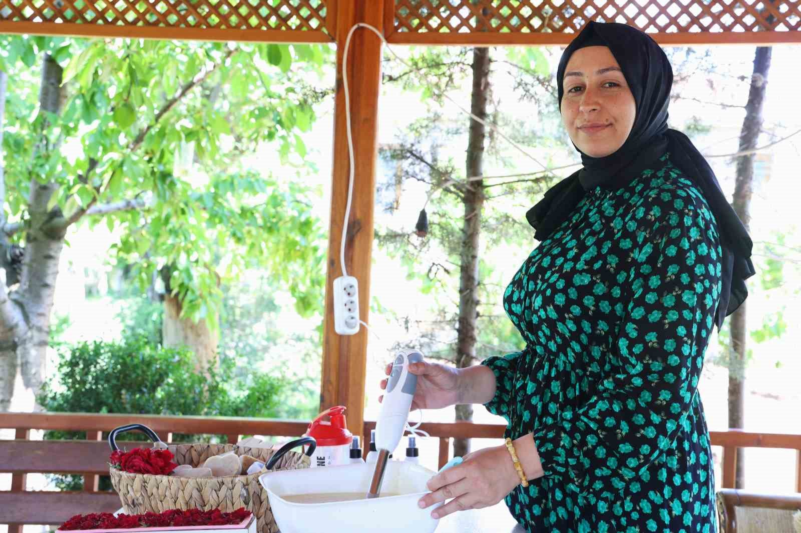 Hobi olarak başladı şimdi 45 çeşit sabun üretiyor
