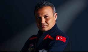 İlk Türk astronot Alper Gezeravcı kaza geçirdi!
