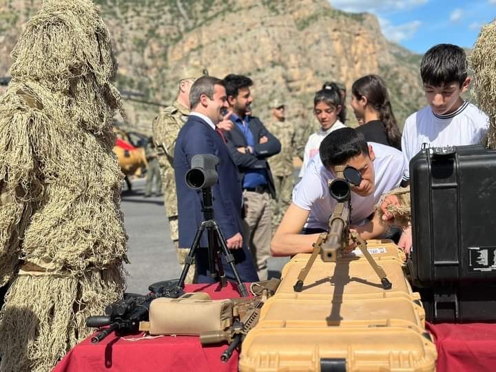 Öğrencilere yerli ve milli savunma teknolojisini tanıttılar