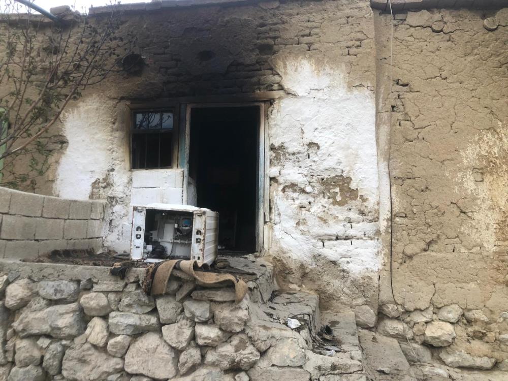 Van’da ev yangını