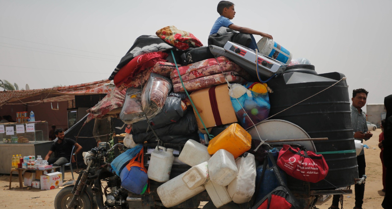 UNRWA: ” 2 gün içinde 32 binden fazla kişi Refah’tan göç etti”