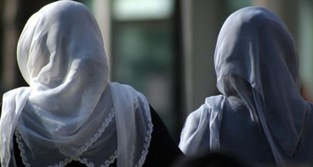 Tacikistan’da başörtüsü yasaklandı