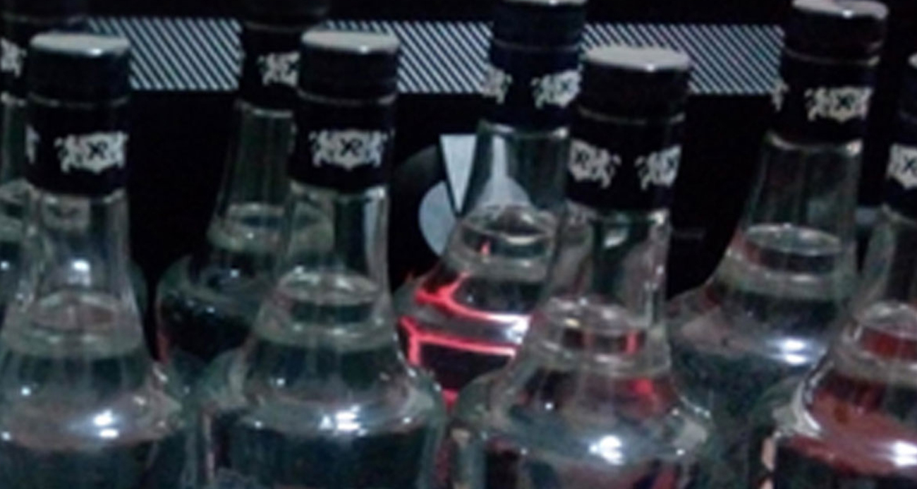 İran’da sahte alkol üreten 4 kişi hakkında idam kararı