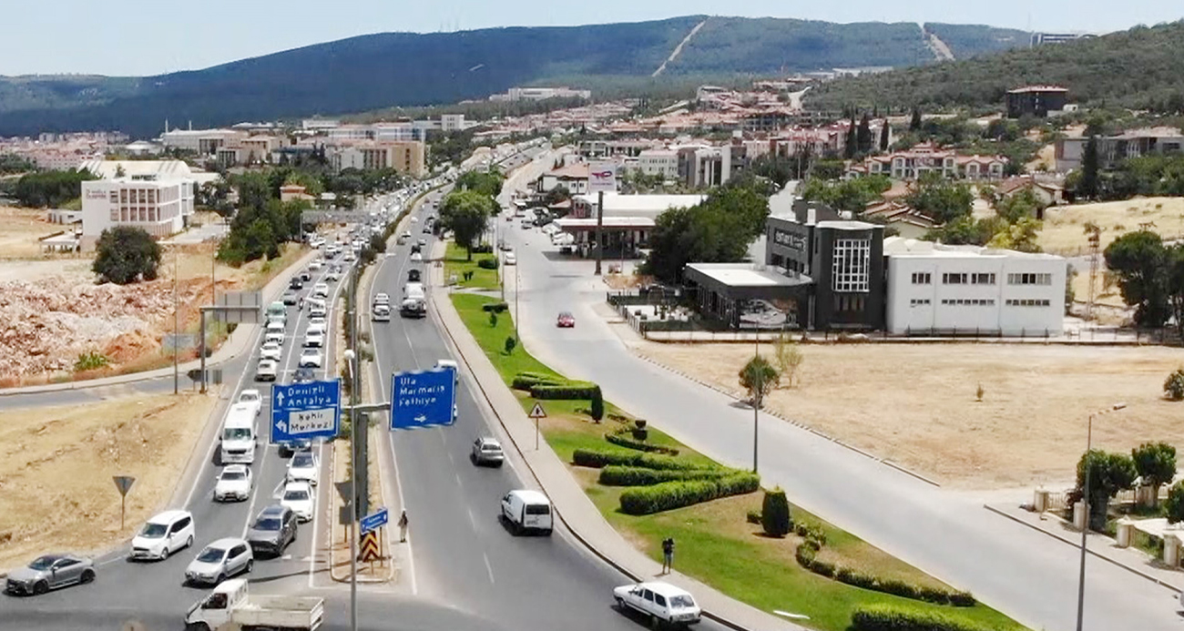 Tatilcilerin dönüş çilesi başladı