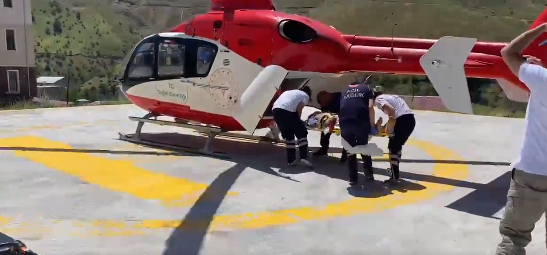 Ambulans Helikopter yüksekten düşen hasta için havalandı