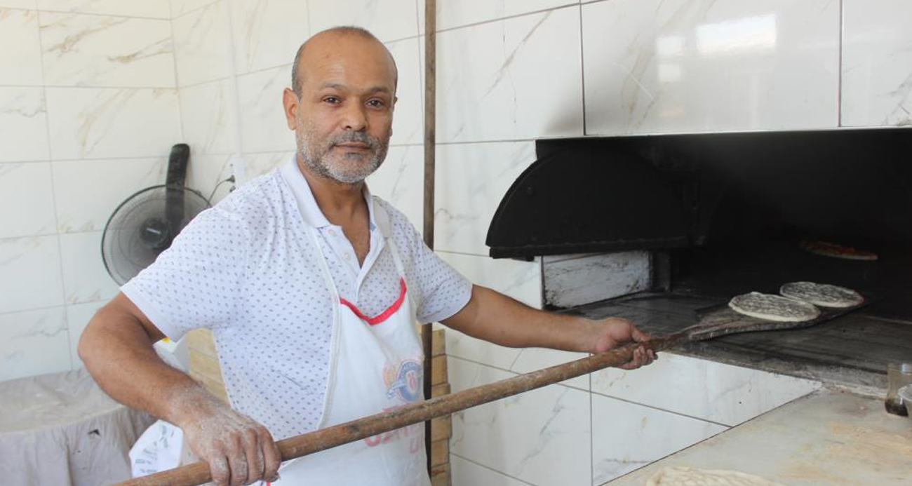 Kavurucu sıcakta çalışan fırıncı 800 TL yevmiye alıyor