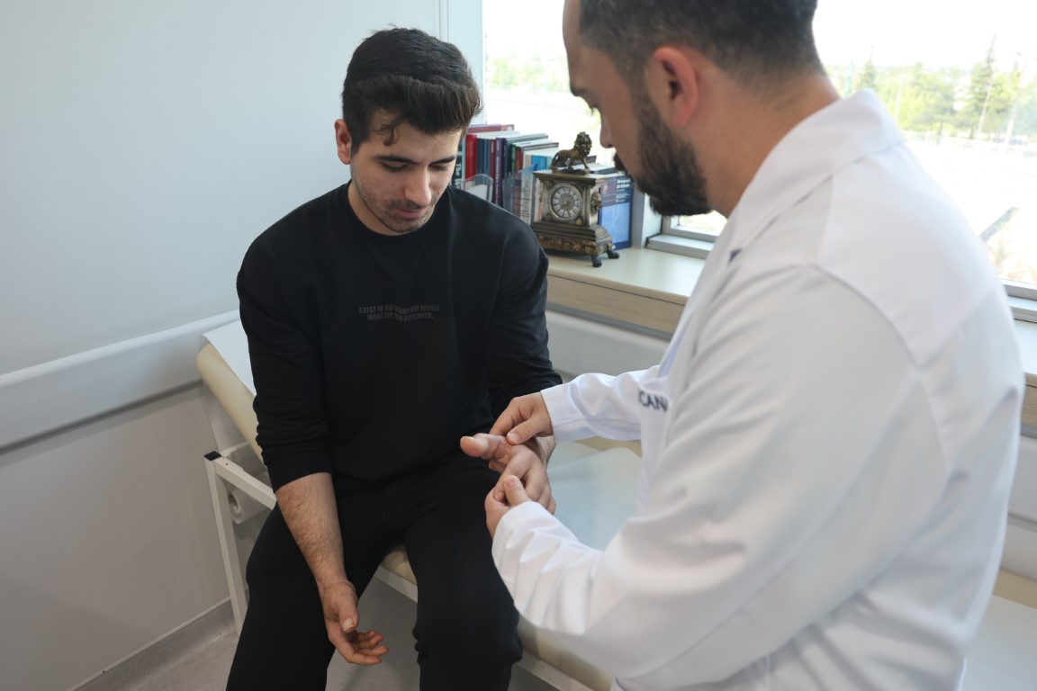 Kopan el parmakları yerine ayak parmakları dikildi