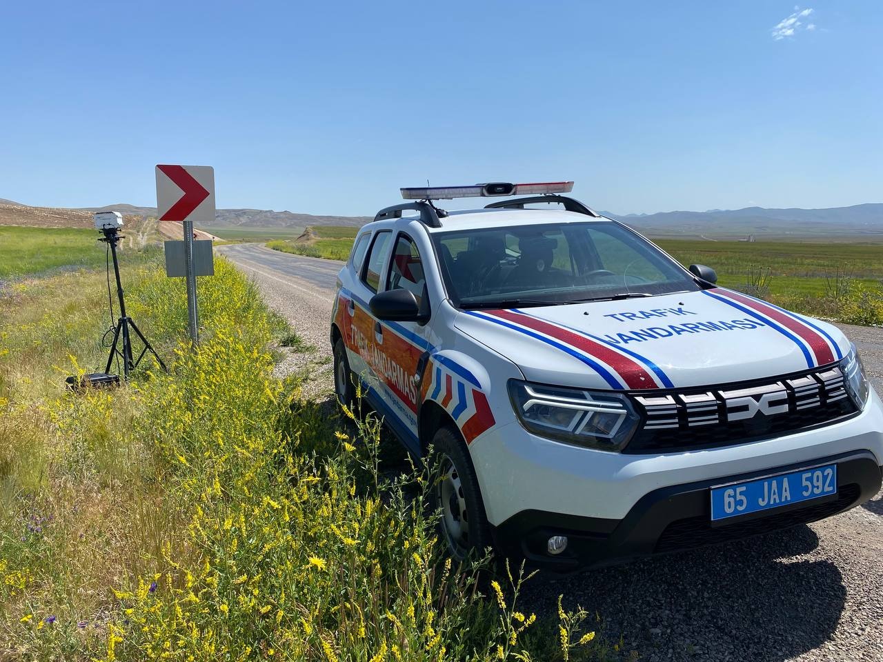 Van’da 145 araca trafikten men cezası