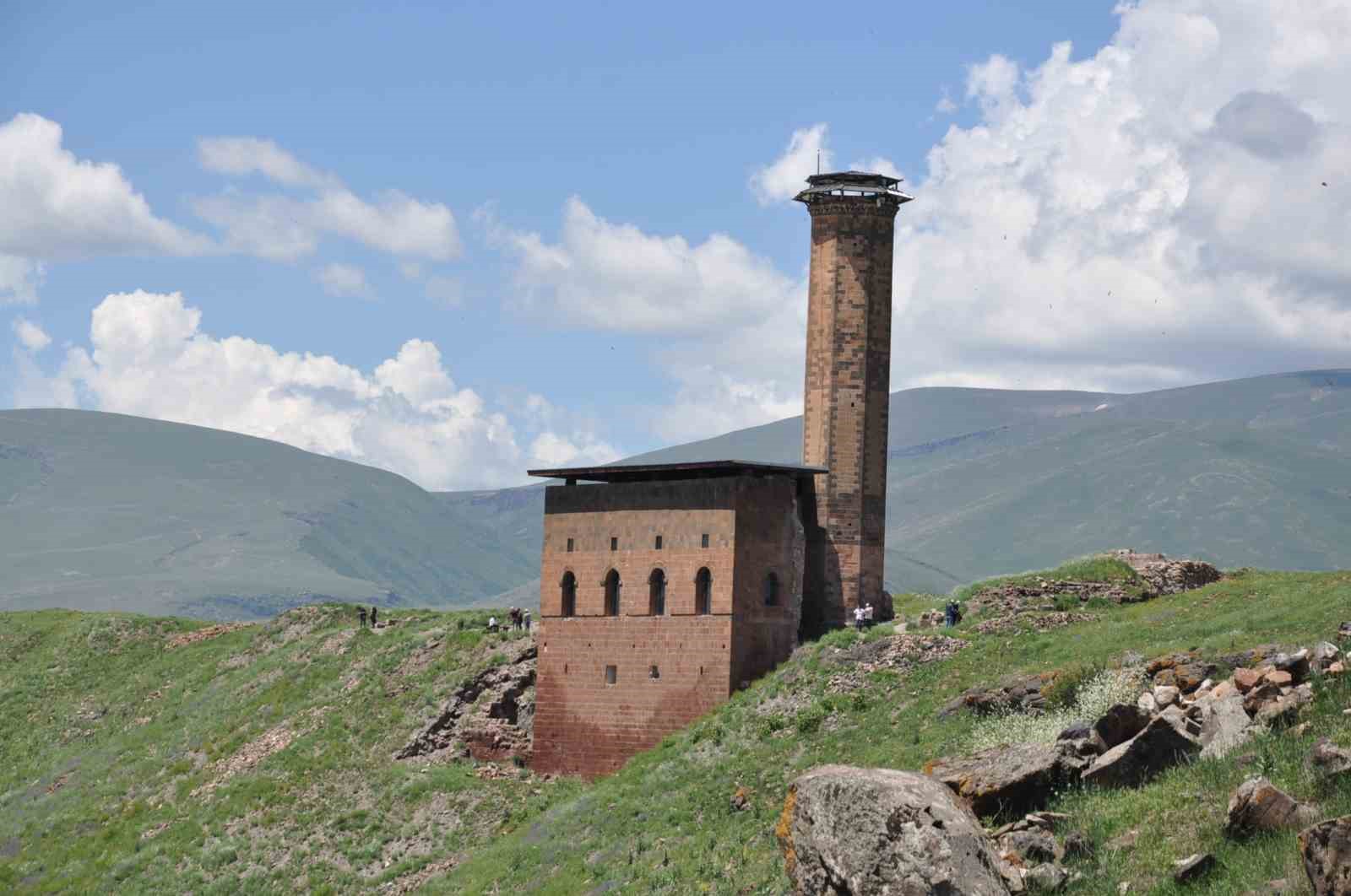 Kars’ın tarihi kenti Ani’ye yoğun ilgi
