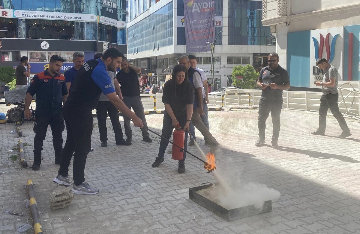 Van AFAD’tan DAKA personellerine Afet Farkındalık Eğitimi