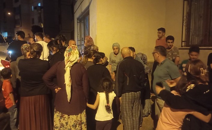 Binanın 3’üncü katından düşen genç yaralandı