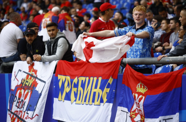 EURO 2024'te ilk kriz! Kosova, ırkçı tezahüratlar nedeniyle Sırbistan'ı UEFA'ya şikayet etti