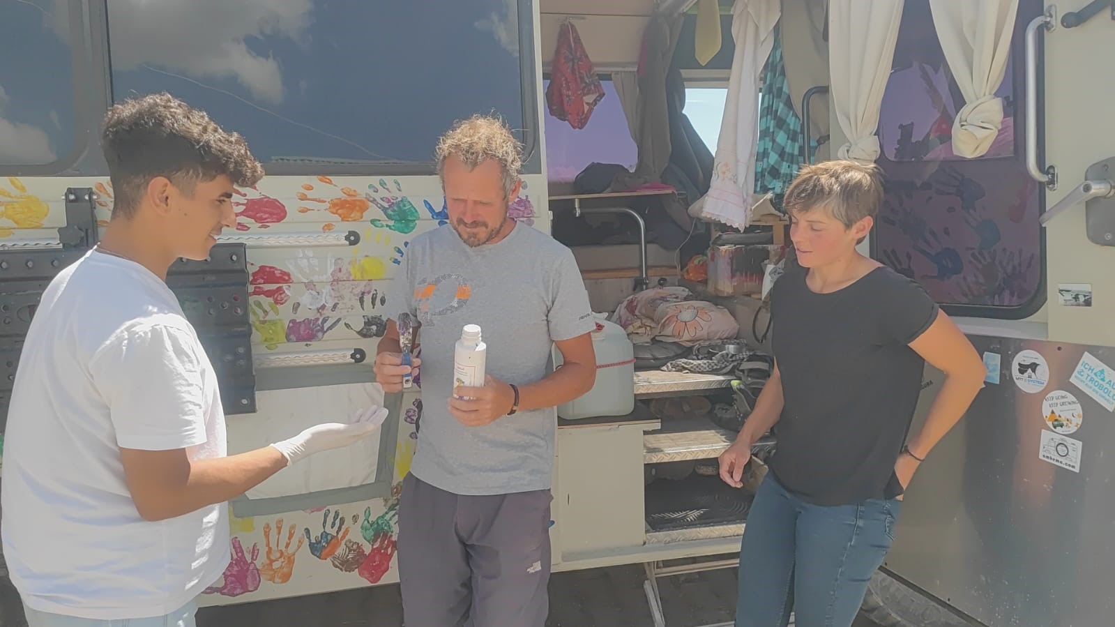 ‘El Ele’ sloganıyla tura çıkan turistler Süphan Dağı’na tırmandı