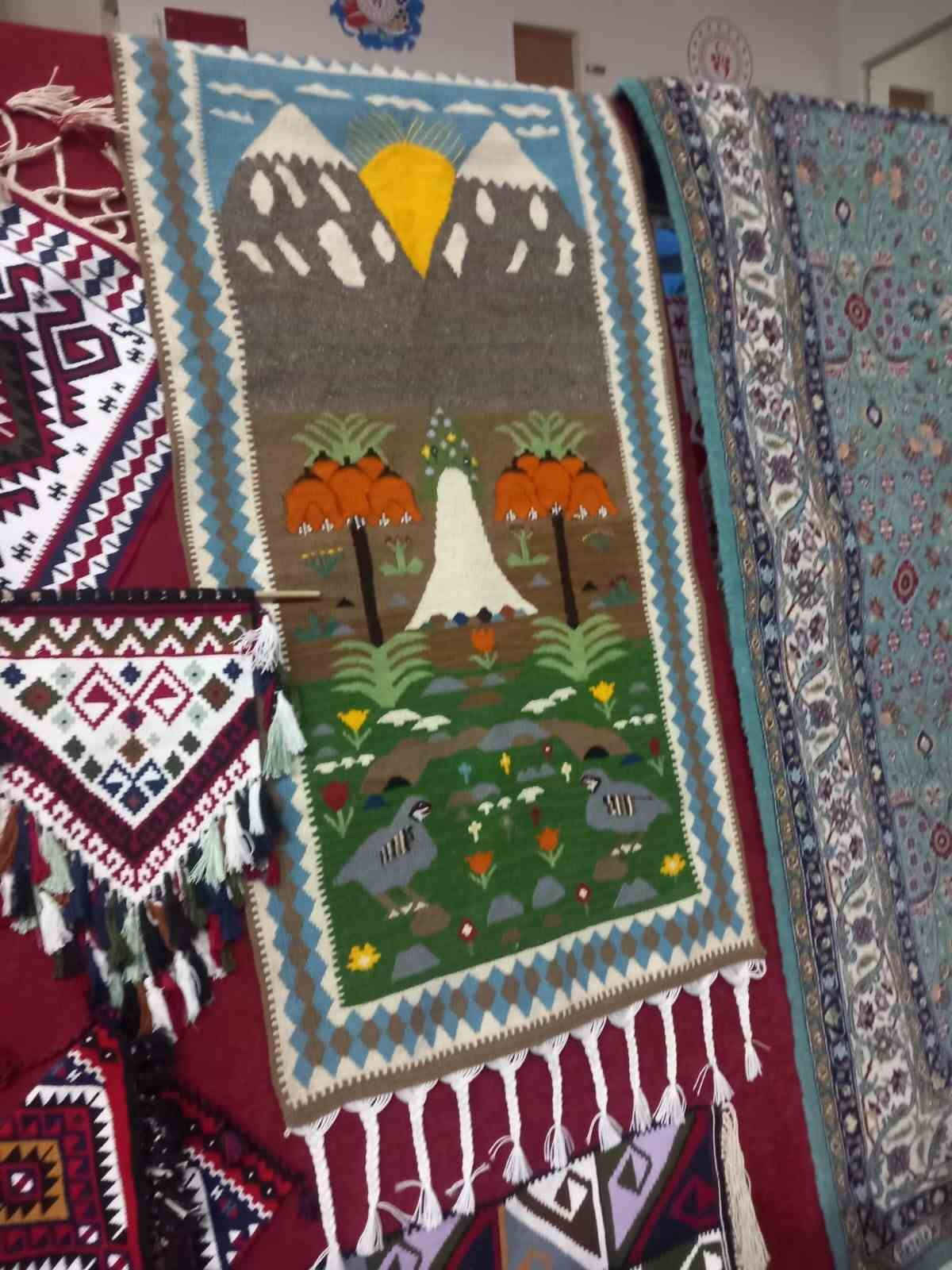 O ilin doğal güzellikleri kilime işlendi