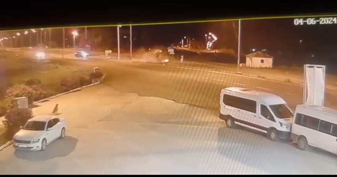 Önündeki araca çarpan otomobil  takla attı: 2 yaralı