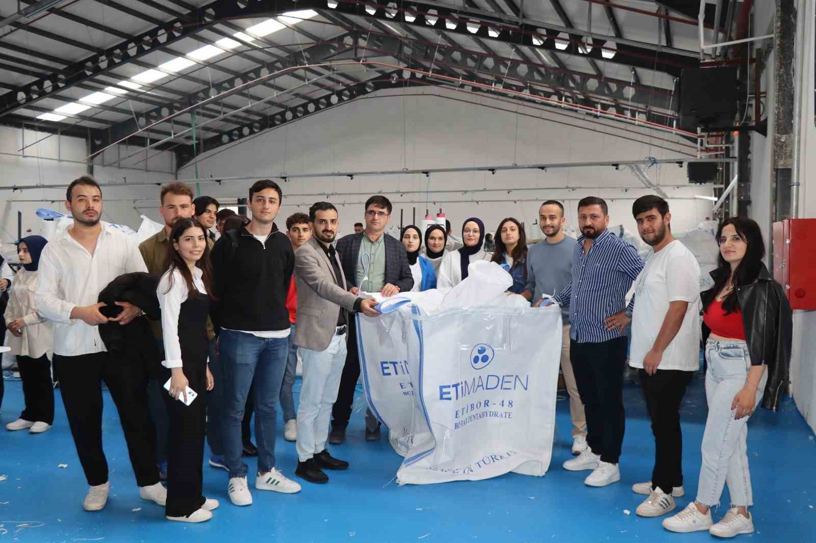 Saha gezileriyle bilgilerini pekiştirdiler