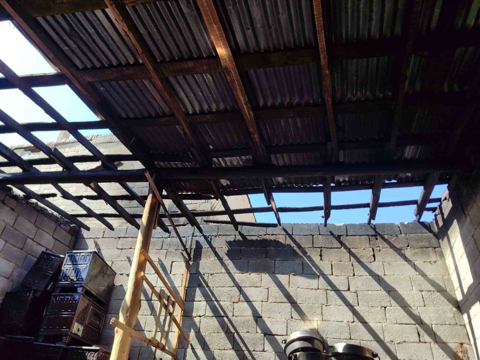 Van’da çıkan yangın korkuttu