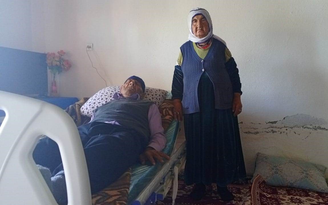Van’lı  dede hasta yatağına kavuştu