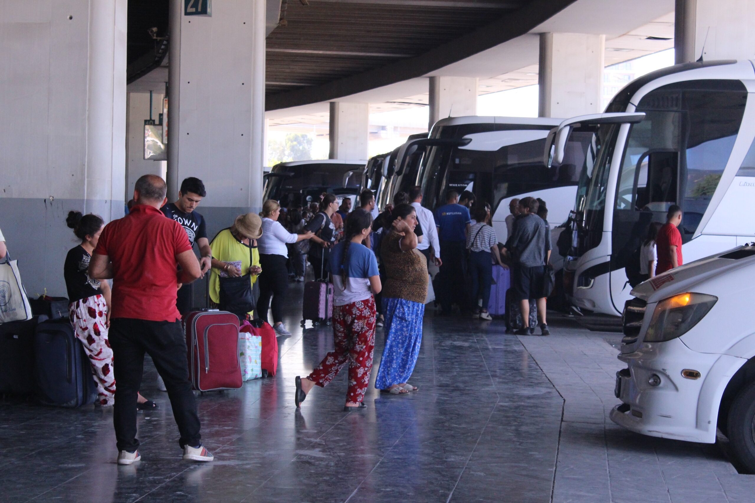 Vanlılar yüksek bilet fiyatlarından şikâyetçi