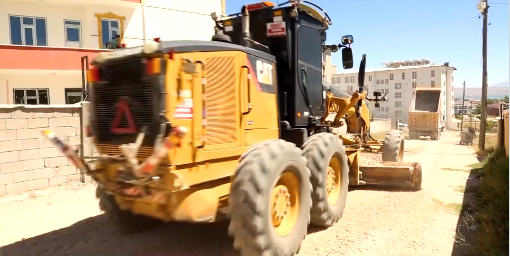 Van’da o mahallenin yolları genişletiliyor