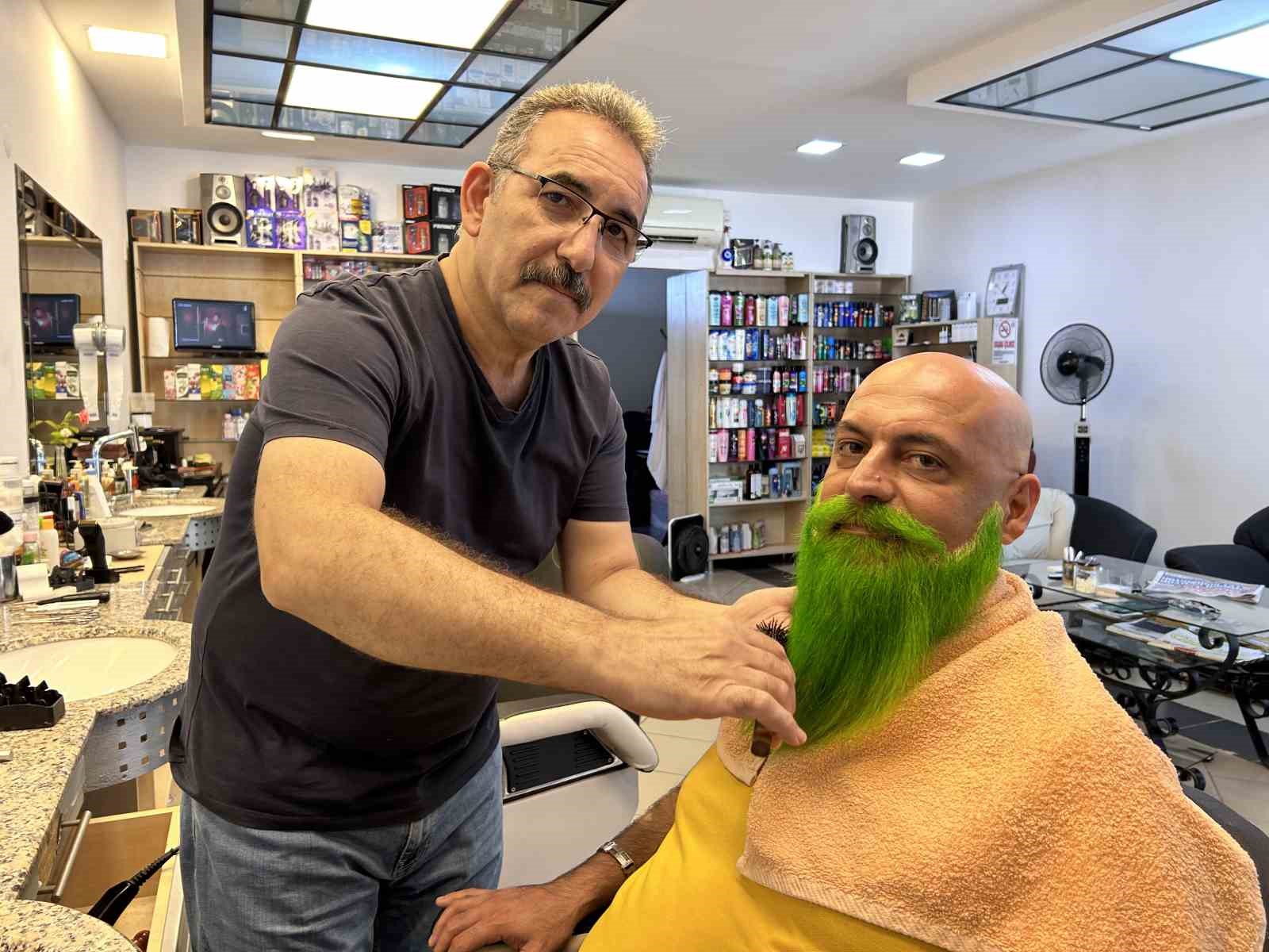 Ruh haline göre değişen sakallarıyla dikkat çekiyor