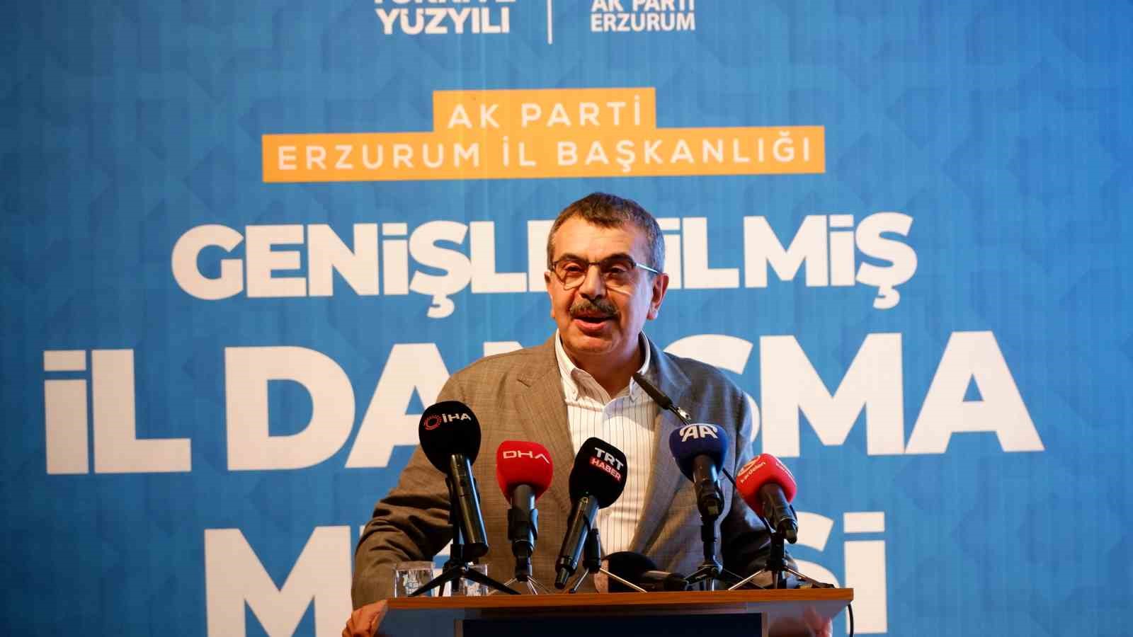 Milli Eğitim Bakanı Tekin’den eleştirilere cevap