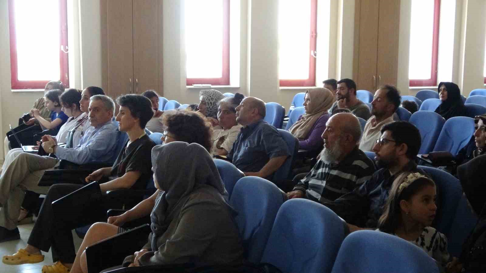 Hayırsever iş insanından tip-1 diyabetli çocuklara 1 yıllık sensör bağışı