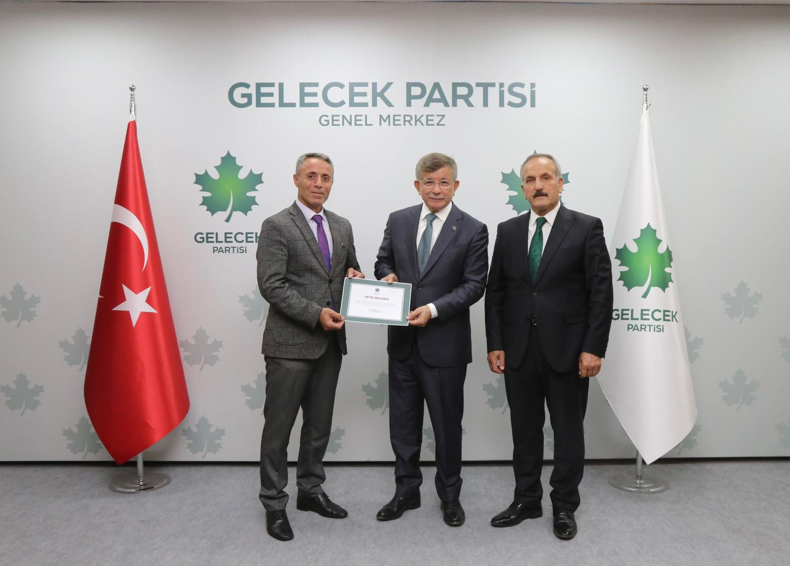 Gelecek Partisi Van İl Başkanı Karabıyık, görevinden ayrıldı