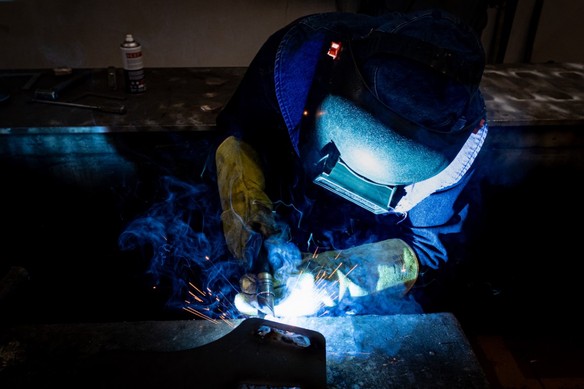 Sanayilerde yetişmiş ara eleman sıkıntısı yaşanıyor “10 bin kişi aranıyor”