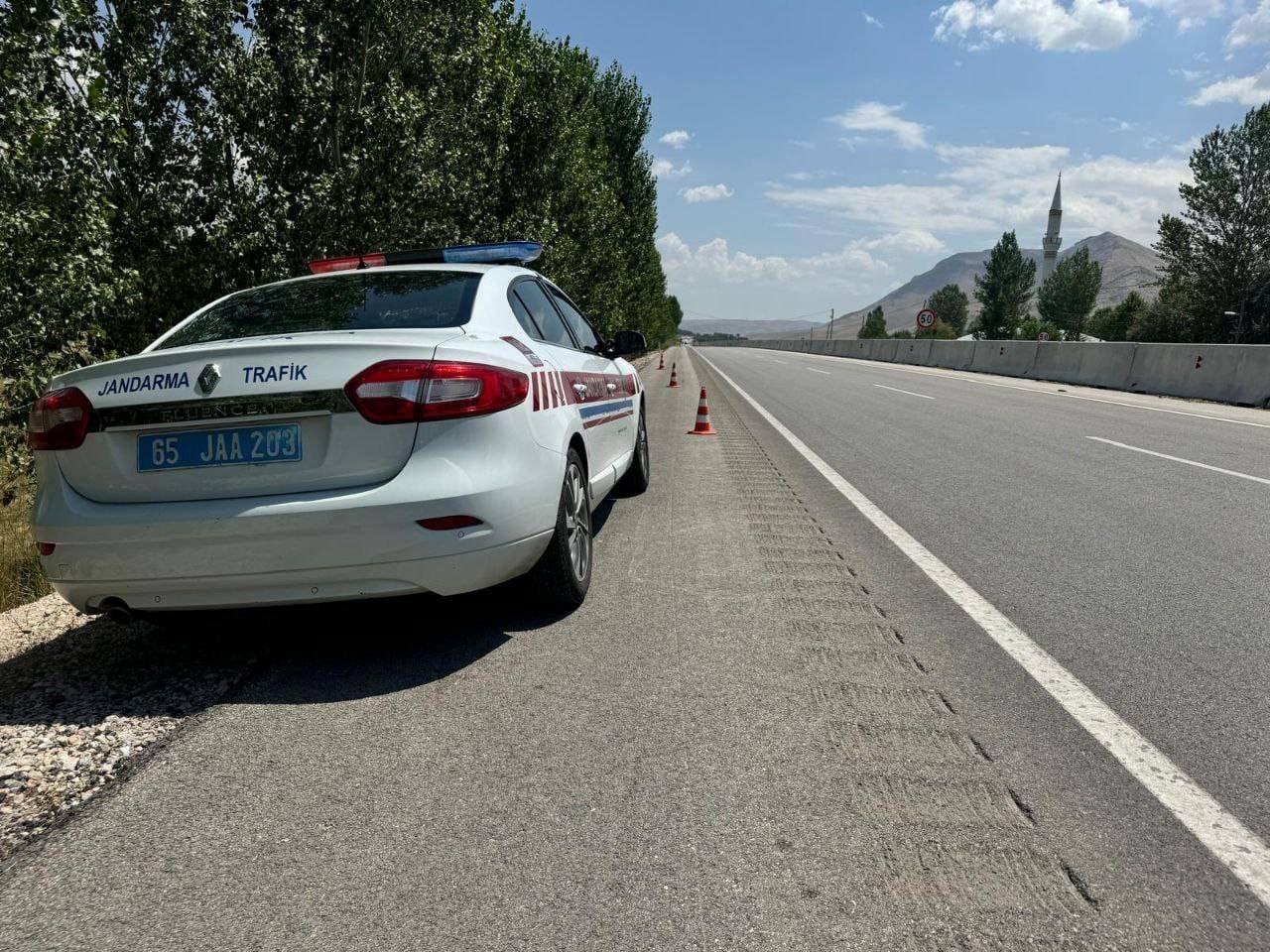 Van’da 84 araca trafikten  men cezası verildi  