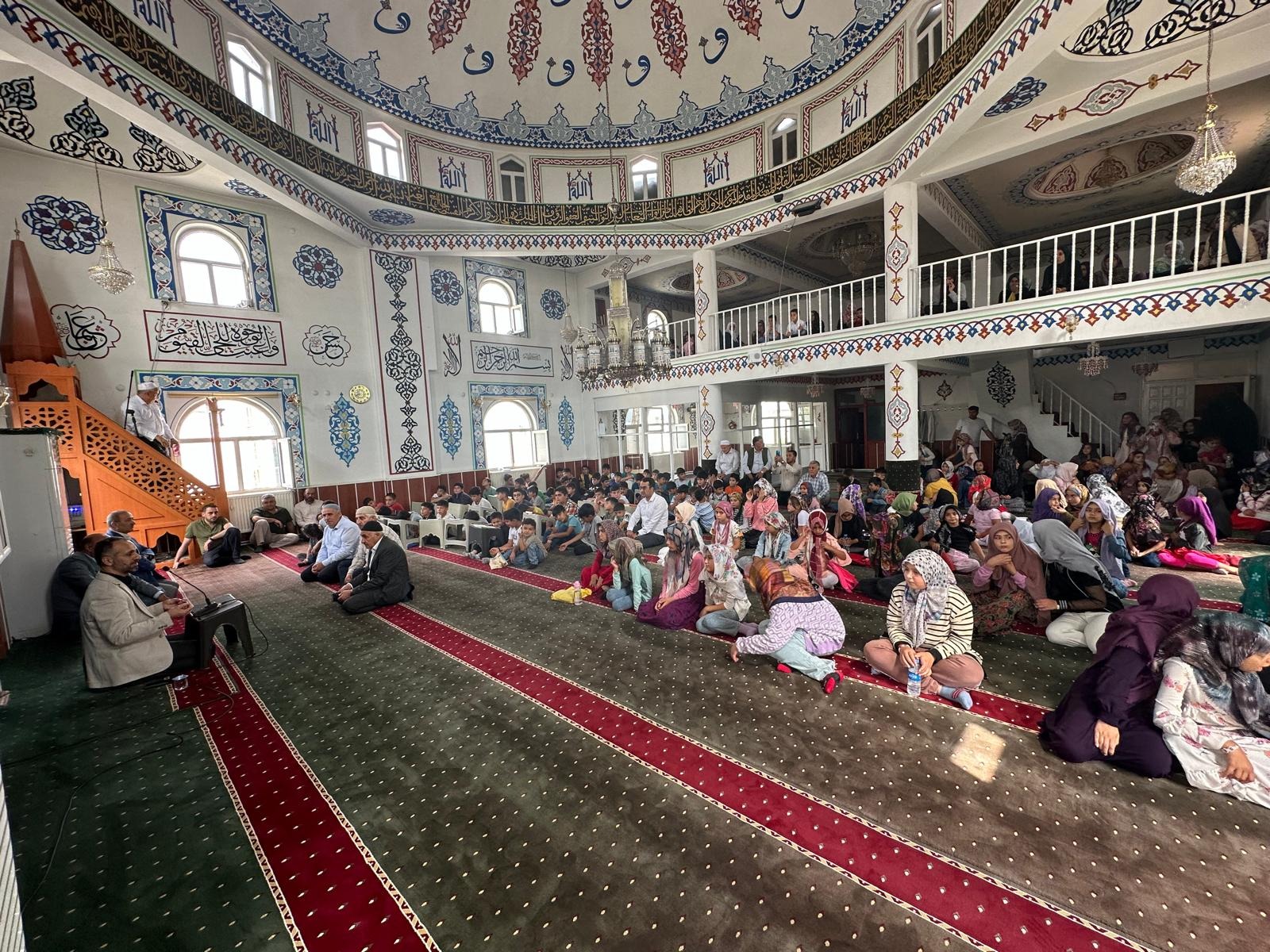 Van’da “Camii Buluşmaları” devam ediyor