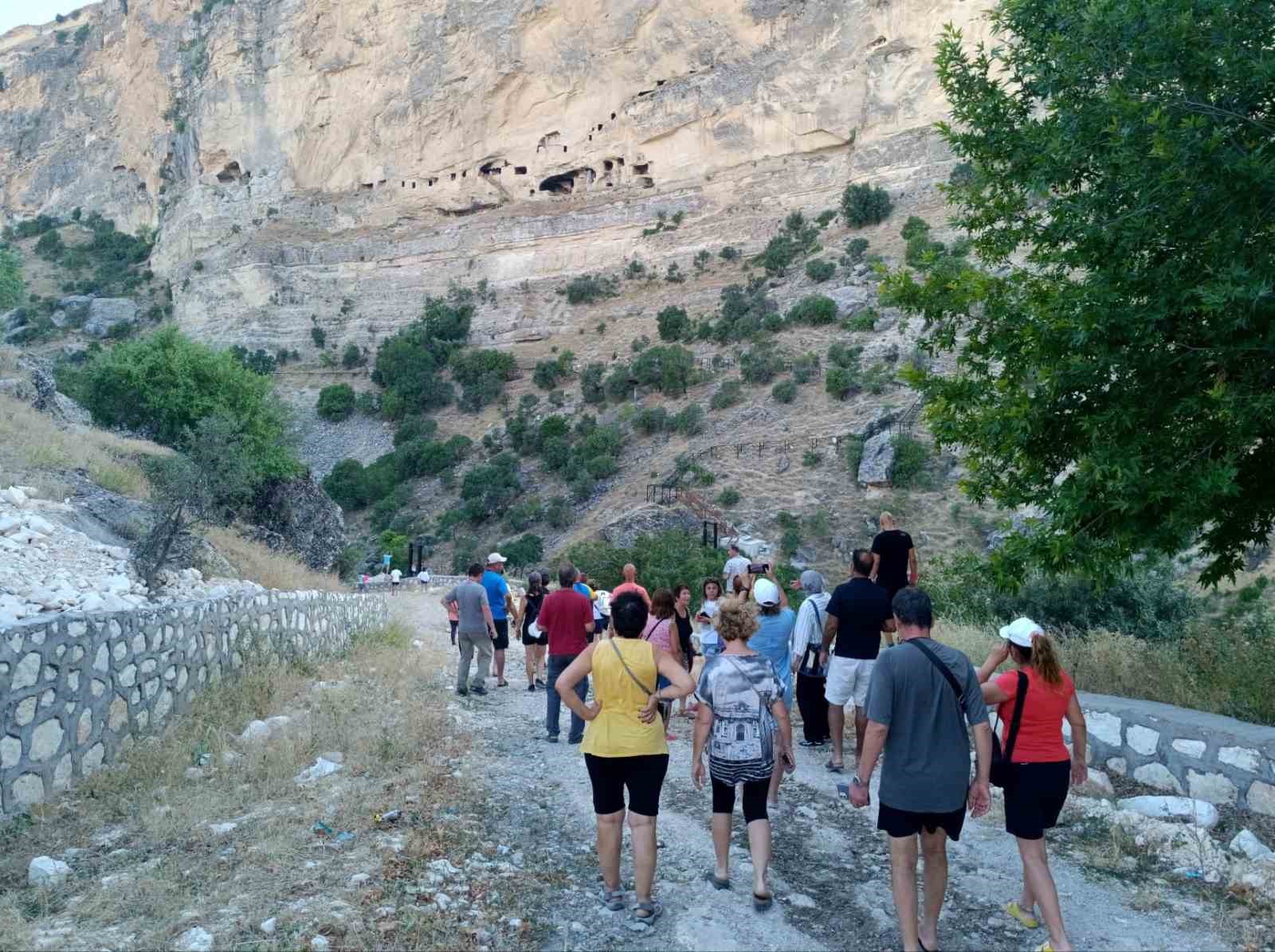 Batıdan doğuya turizm göçü