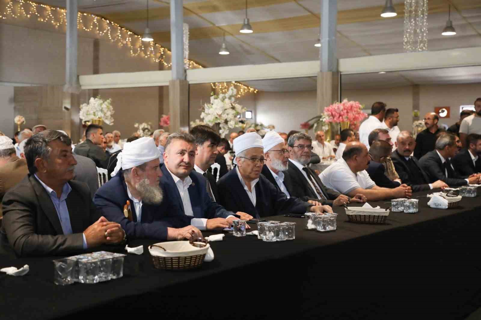 Husumetli iki aile 3 yıl aradan sonra barıştırıldı