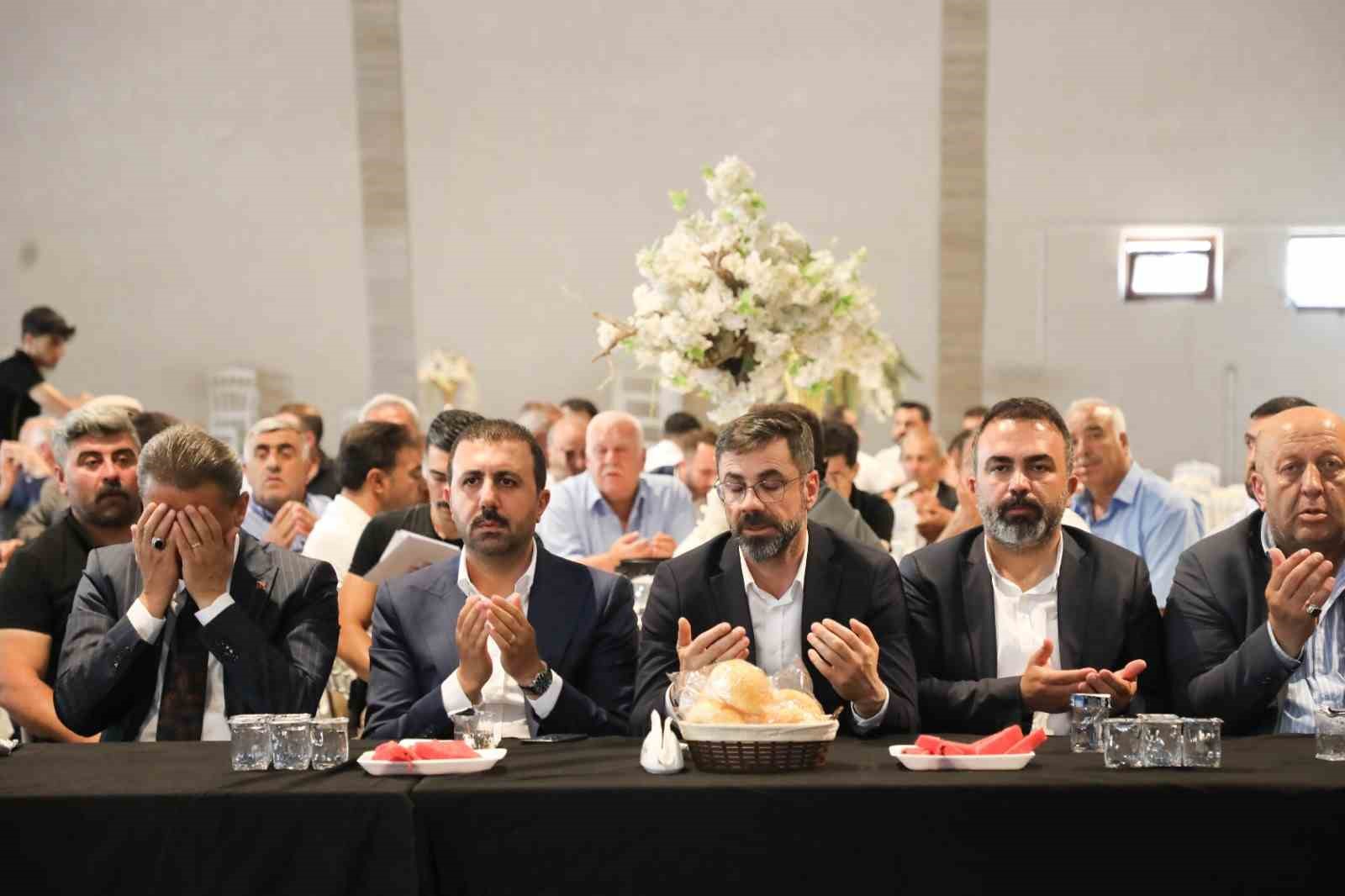Husumetli iki aile 3 yıl aradan sonra barıştırıldı