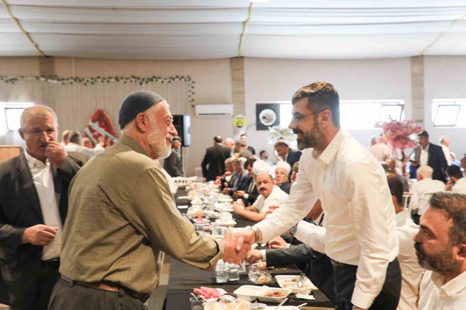 Husumetli iki aile 3 yıl aradan sonra barıştırıldı
